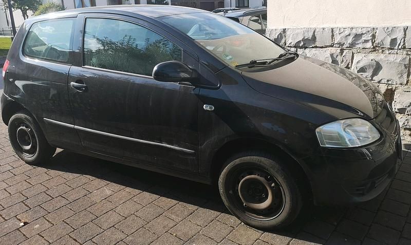 Schwarz Gebraucht 2005 VW Fox Kleinwagen | 770 € (Fairer Preis) - Bild 1/4