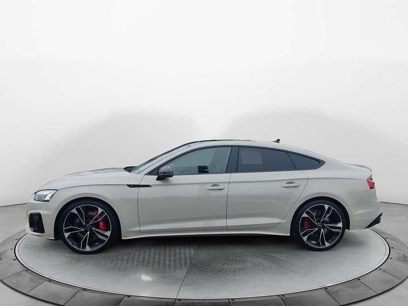 Second-hand Audi S5 341 CP (250 kW) 2024 Individuallackierungen audi ex Berlinǎ