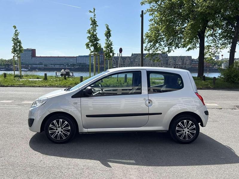 Gebraucht Renault Twingo Authentique 58 PS (42 kW) 2009 Kleinwagen