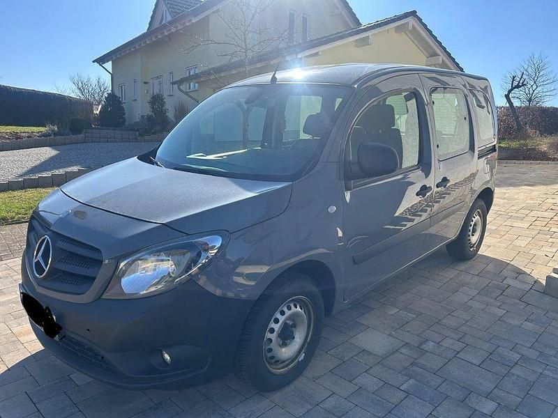 Gebraucht Mercedes Citan 111 110 PS (80 kW) 2017 Grau Kombi