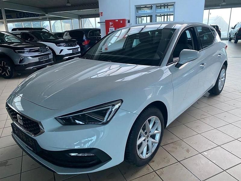 Gebraucht Seat Leon Style 116 PS (85 kW) 2025 Grau Limousine
