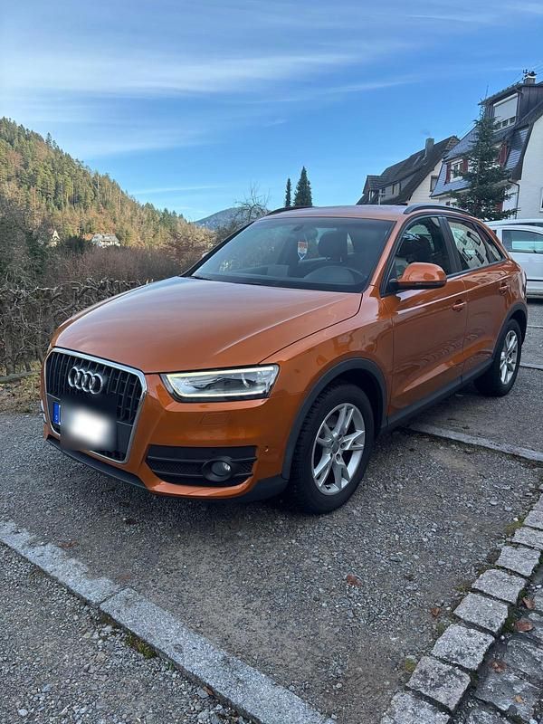 Orange Gebraucht 2012 Audi Q3 SUV | 10.700 € (Fairer Preis) - Bild 1/4