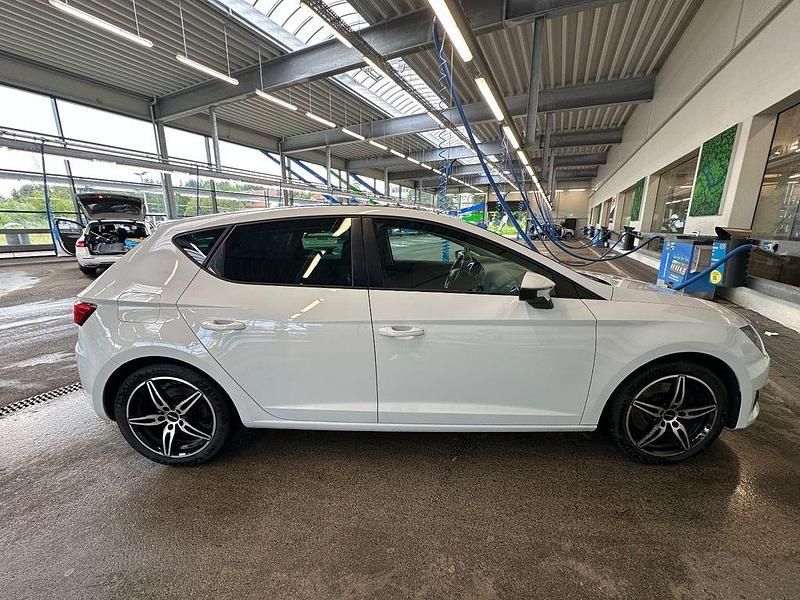 Gebraucht Seat Leon FR 179 PS (131 kW) 2015 Weiß Limousine