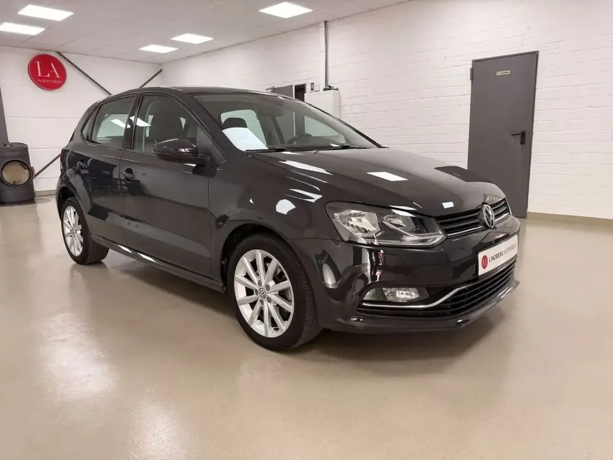 Gebraucht VW Polo Highline 110 PS (80 kW) 2016 Uranograu Limousine