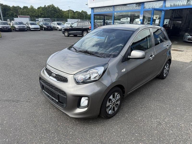 Grau Gebraucht 2017 Kia Picanto DREAM-TEAM Edition Kleinwagen | 9.230 € (Guter Preis) - Bild 1/4