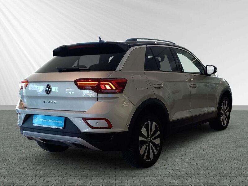 Gebraucht VW T-Roc Move 110 PS (80 kW) 2023 Silber SUV