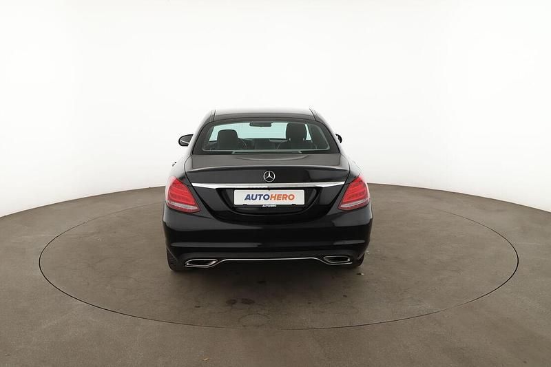 Gebraucht Mercedes C180 Avantgarde 156 PS (114 kW) 2018 Schwarz Limousine