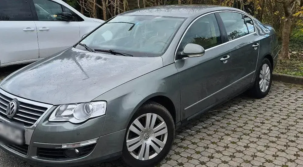 Gebraucht VW Passat 115 PS (84 kW) 2005 Limousine