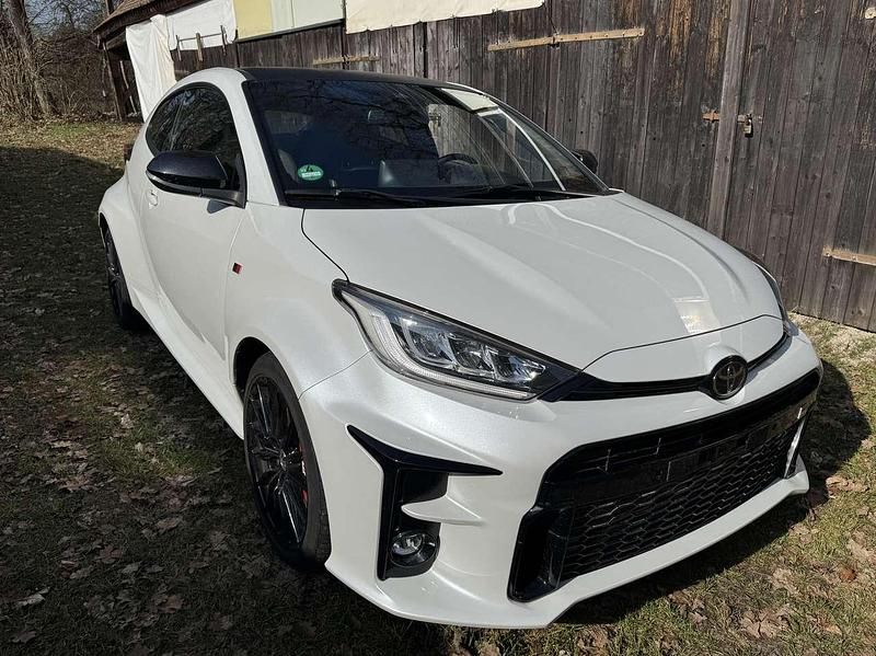 Gebraucht Toyota Yaris 261 PS (191 kW) 2021 Weiß Kleinwagen