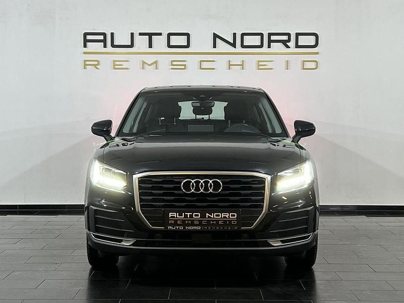 Gebraucht Audi Q2 Basis 116 PS (85 kW) 2017 Schwarz SUV