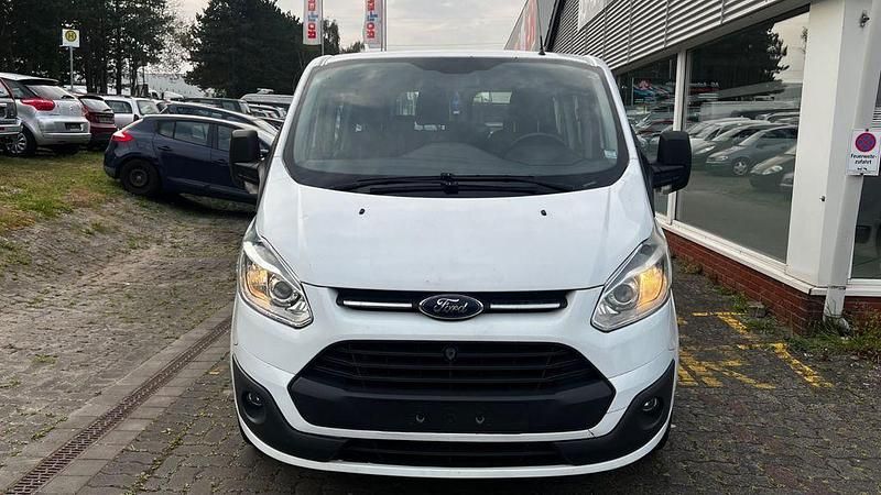 Weiß Gebraucht 2013 Ford Transit Trend Kombi | 8.990 € (Etwas zu teuer) - Bild 1/4