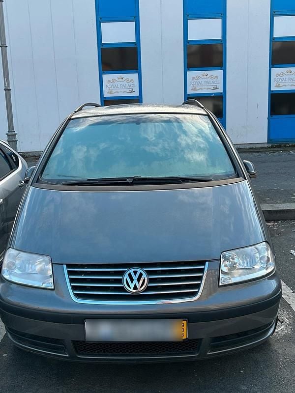 Gebraucht VW Sharan 150 PS (110 kW) 2009 Braun Van / Kleinbus