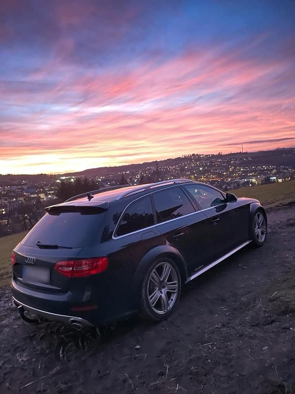 Gebraucht Audi A4 Allroad 300 PS (220 kW) 2010 Schwarz Kombi