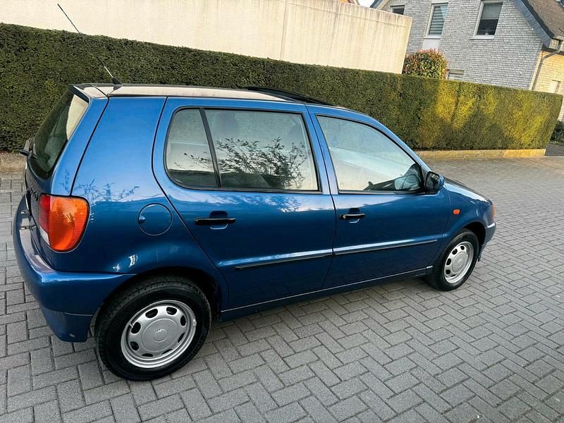 Gebraucht VW Polo 75 PS (55 kW) 1999 Blau Limousine