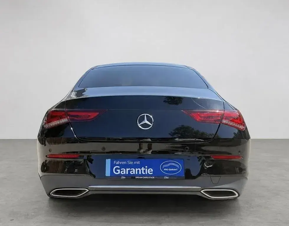 Gebraucht Mercedes CLA220 190 PS (139 kW) 2021 Schwarz Coupé