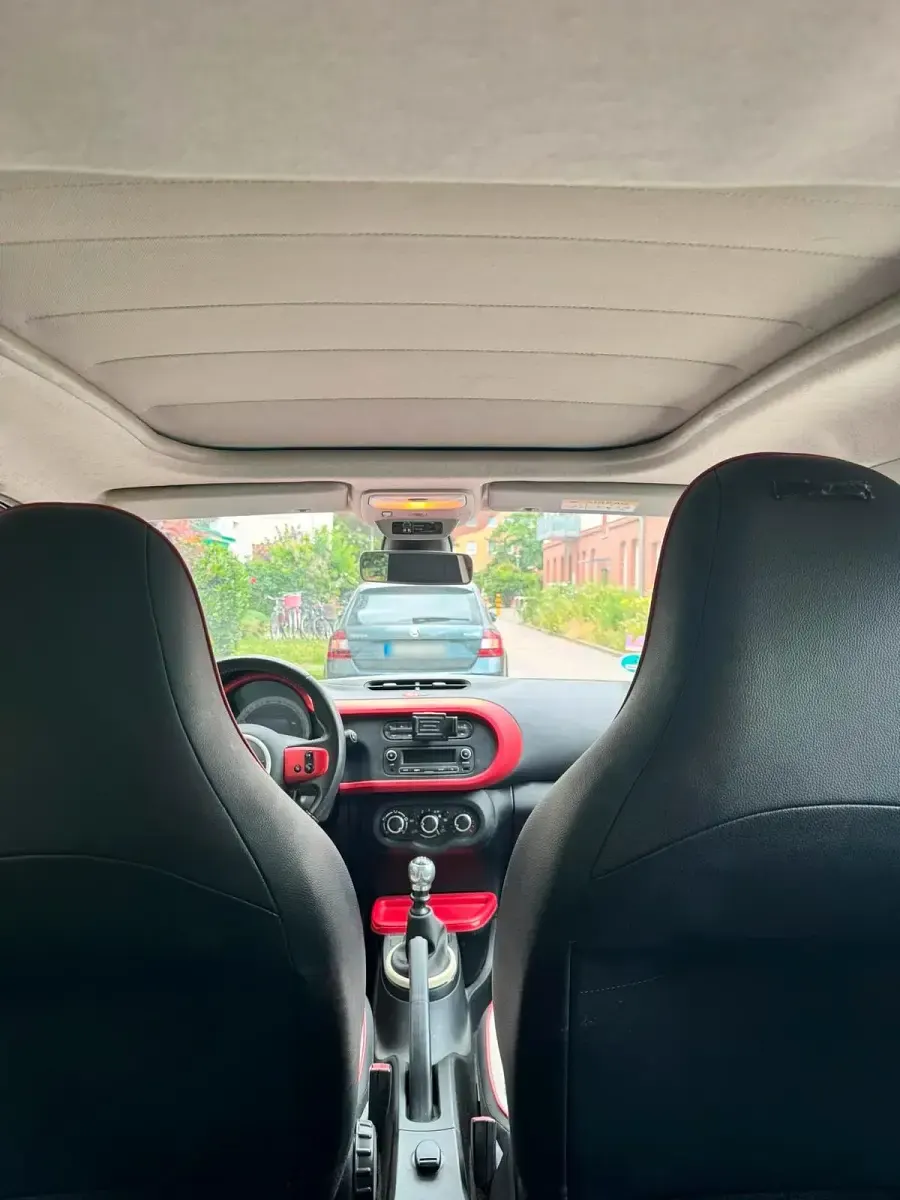 Gebraucht Renault Twingo 90 PS (66 kW) 2015 Schwarz Kleinwagen