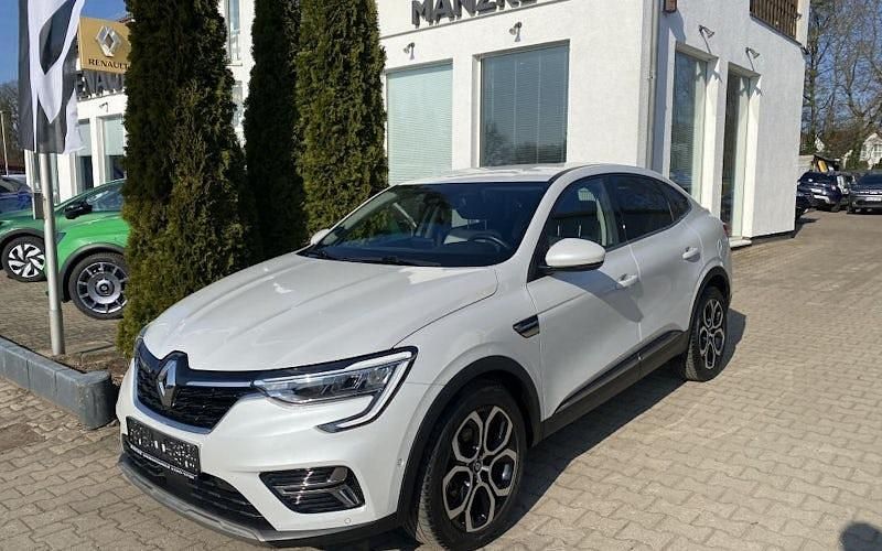 Gebraucht Renault Arkana Techno 140 PS (102 kW) 2022 Kyanitweiß  metallic SUV