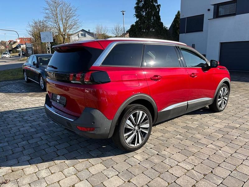 Gebraucht Peugeot 5008 Allure 131 PS (96 kW) 2020 Rot SUV