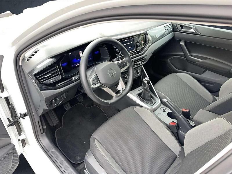 Gebraucht VW Polo Life 80 PS (58 kW) 2024 Pure white Limousine