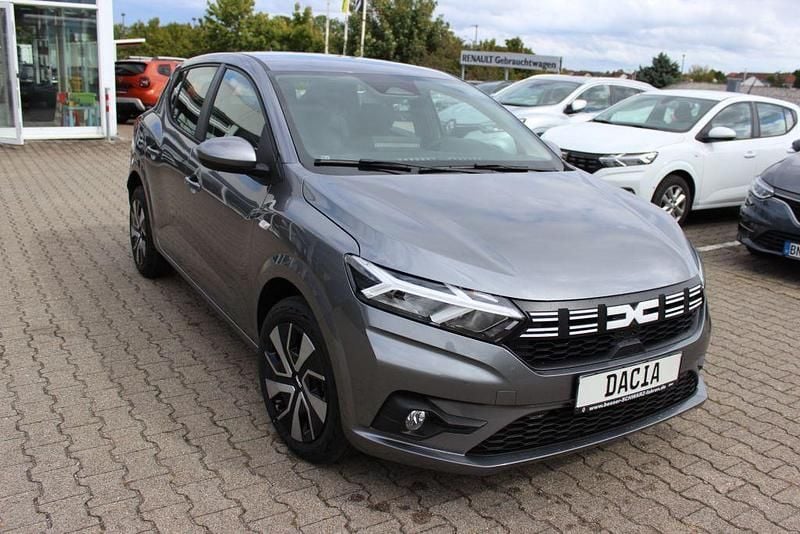 Neu Dacia Sandero Expression 91 PS (66 kW) 2025 Dolomit grau Kleinwagen