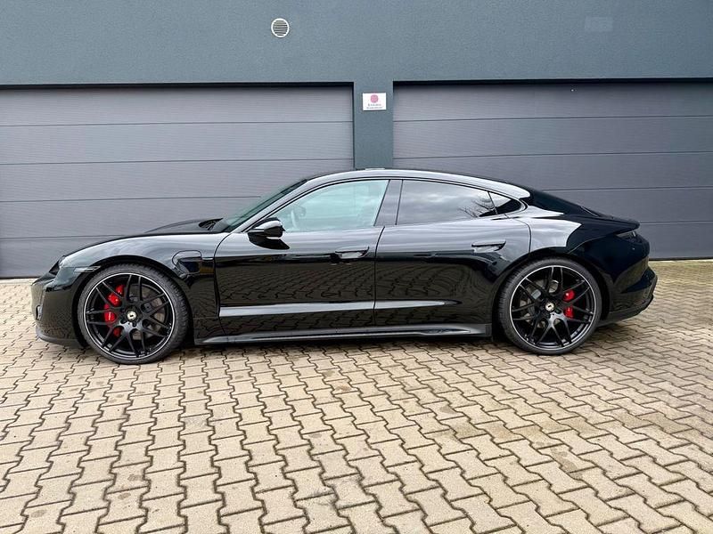 Gebraucht Porsche Taycan GTS 439 kW (598 PS) 2022 Schwarz Limousine