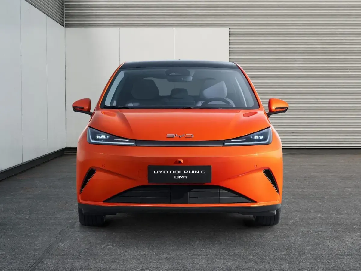 Neu BYD Dolphin Comfort 155 kW (212 PS) 2026 Orange sunset Kleinwagen