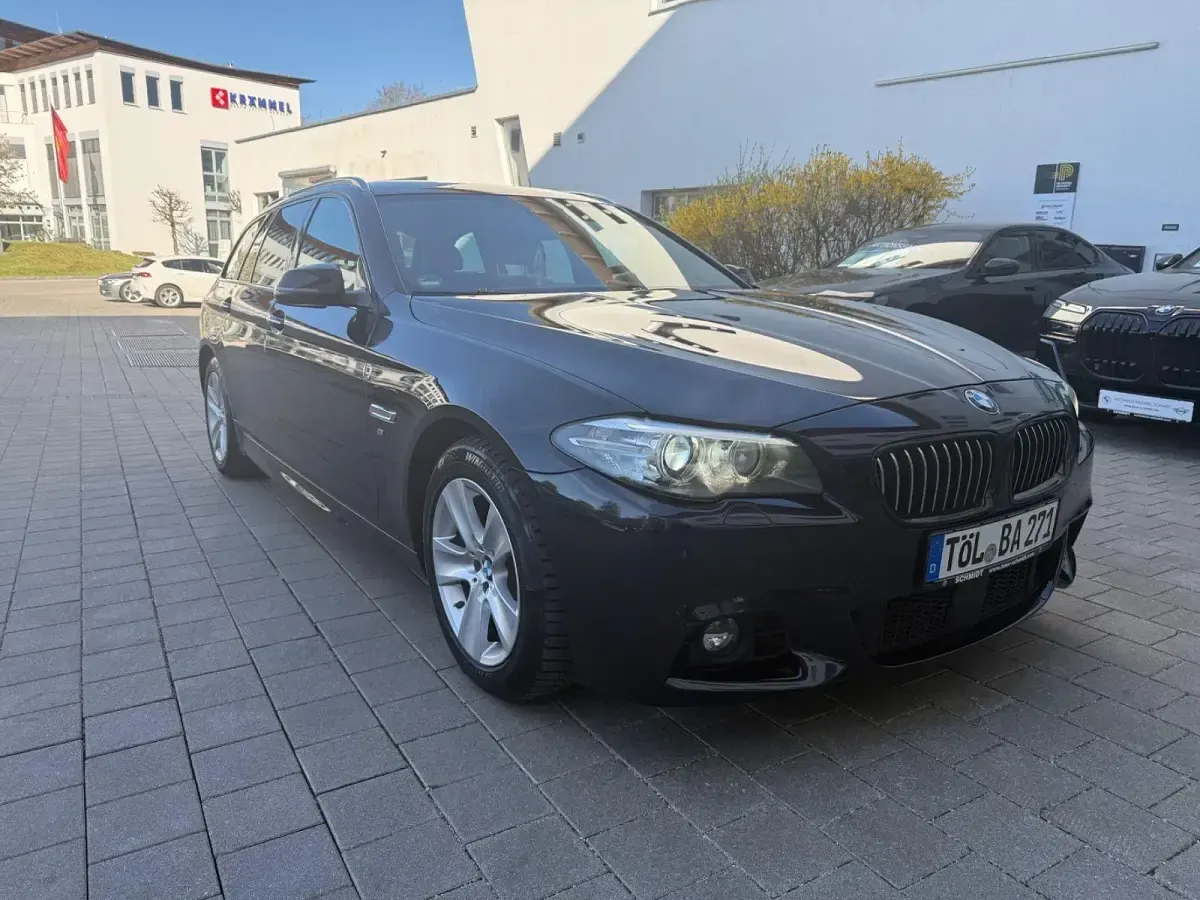 Gebraucht BMW 520 Comfort Edition 184 PS (135 kW) 2013 Schwarz Kombi
