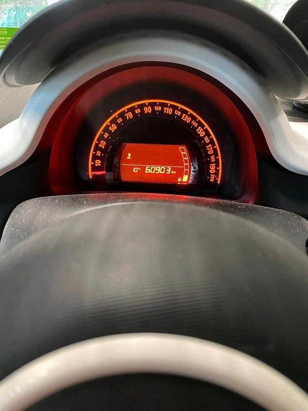 Gebraucht Renault Twingo 70 PS (51 kW) 2017 Weiß Kleinwagen