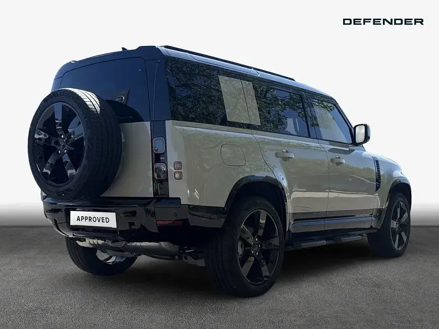 Gebraucht Land Rover Defender SE Dynamic 249 PS (183 kW) 2026 Grau SUV