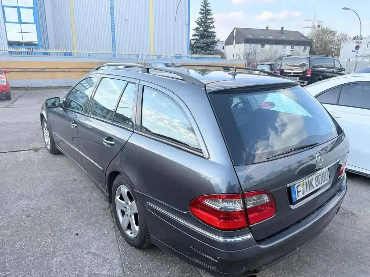 Gebraucht Mercedes E280 Classic 190 PS (139 kW) 2008 Kombi