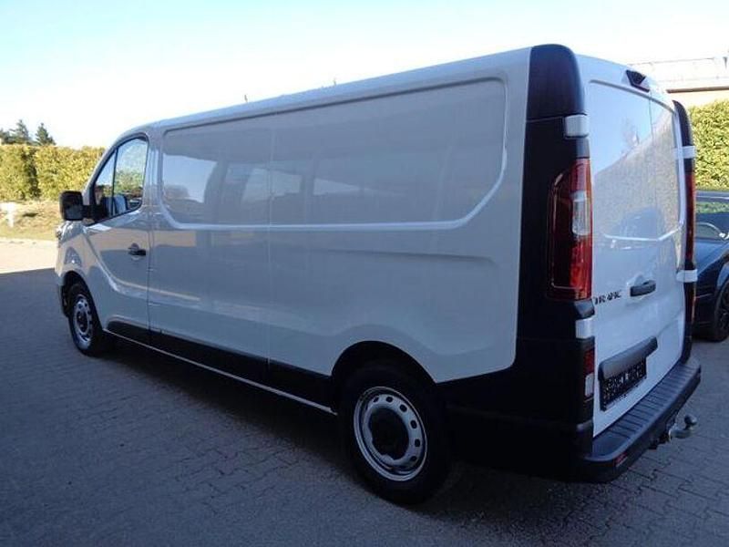 Gebraucht Renault Trafic Komfort 131 PS (96 kW) 2023 Weiß Van / Kleinbus