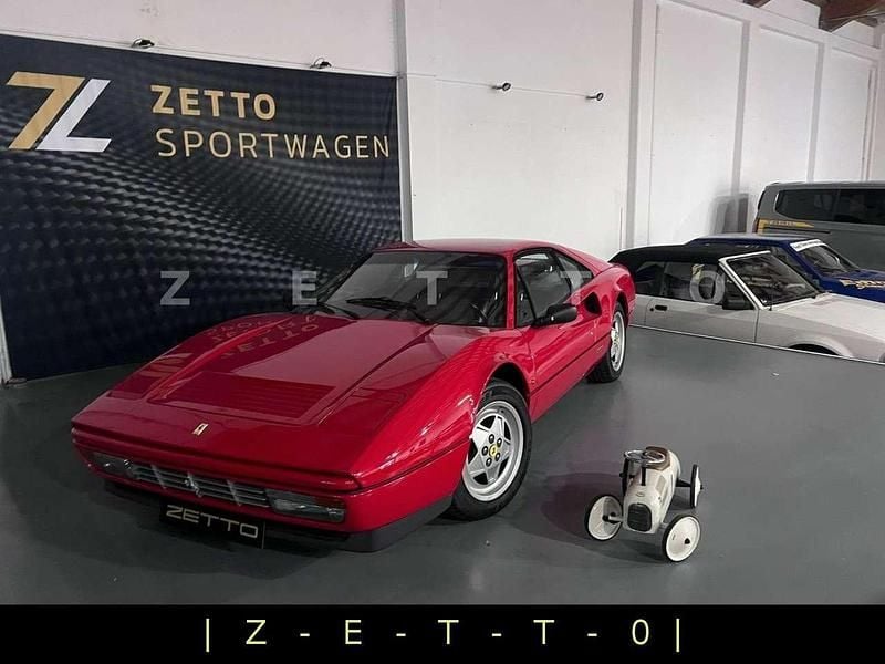 Second-hand Ferrari 328 271 CP (199 kW) 1989 Roșu Coupe