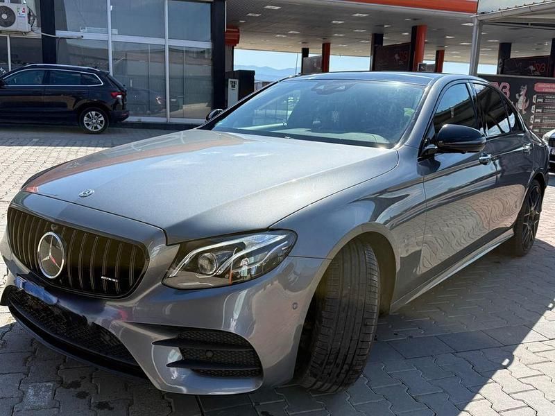 Gebraucht Mercedes E400 AMG line 340 PS (250 kW) 2018 Grau Limousine