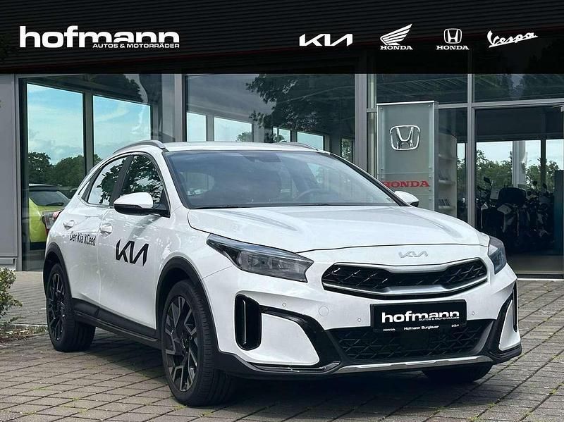 Weiss Neu 2024 Kia XCeed 2 SUV | 29.990 € (Etwas zu teuer) - Bild 1/4
