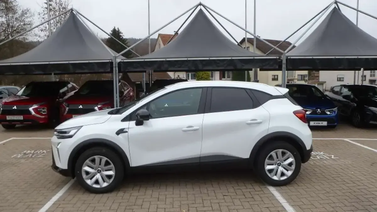 Neu Mitsubishi ASX Plus 91 PS (66 kW) 2025 Himalayaweiß SUV