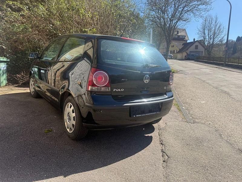 Gebraucht VW Polo Basis 64 PS (47 kW) 2006 Schwarz Kleinwagen