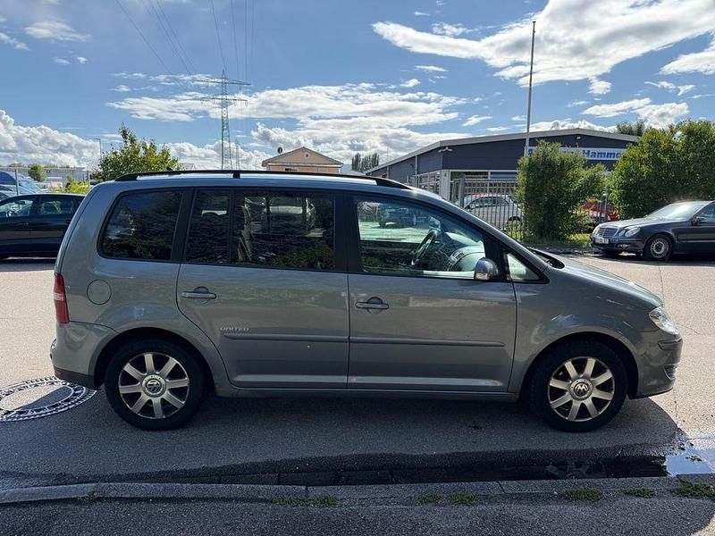 Gebraucht VW Touran United 140 PS (102 kW) 2008 Grau Van / Kleinbus