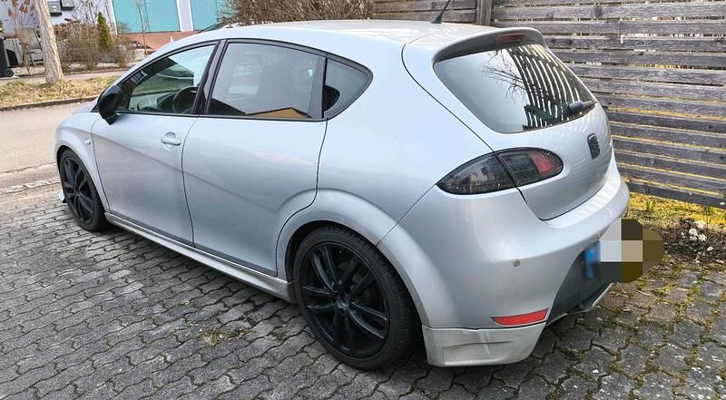 Gebraucht Seat Leon CUPRA 241 PS (177 kW) 2007 Silber Kleinwagen