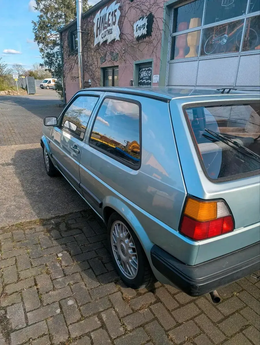 Gebraucht VW Golf II 54 PS (39 kW) 1990 Blau Kleinwagen