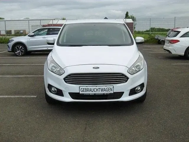 Gebraucht Ford S-MAX Trend 160 PS (117 kW) 2016 Weiß Van / Kleinbus