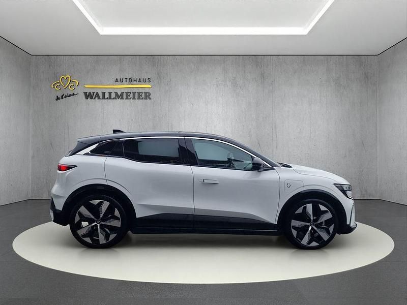 Gebraucht Renault Megane E-Tech Techno 160 kW (218 PS) 2022 Weiß Limousine