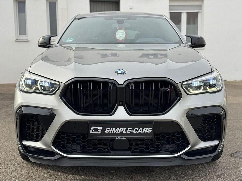 Donington grey/brand hatch gre Gebraucht 2021 BMW X6 M Performance SUV | 61.900 € - Bild 1/4