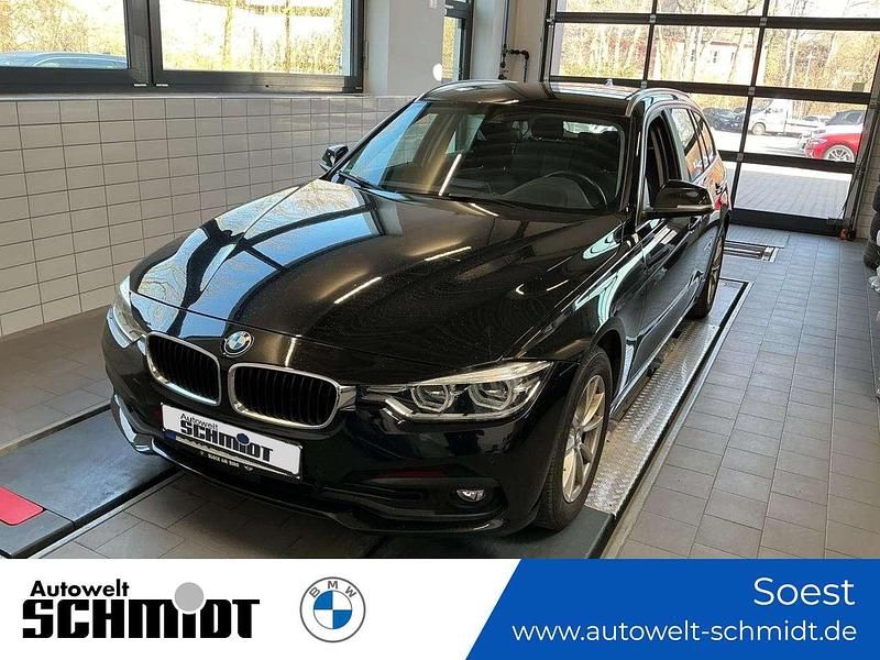 Gebraucht BMW 320 Advantage 190 PS (139 kW) 2017 Schwarz uni Kombi