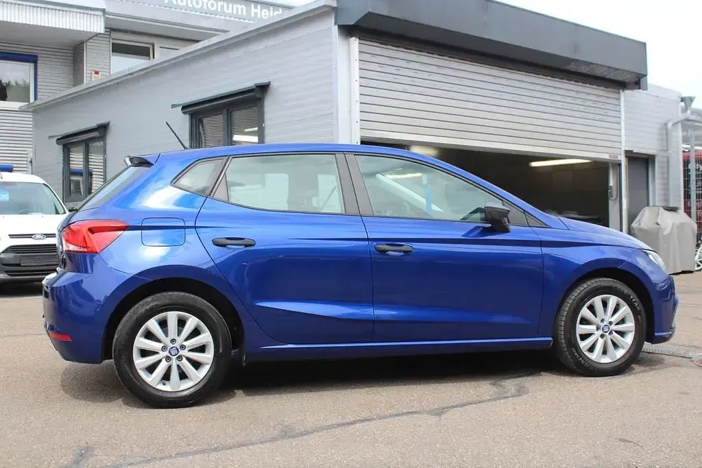 Gebraucht Seat Ibiza Reference 95 PS (69 kW) 2017 Blau Limousine