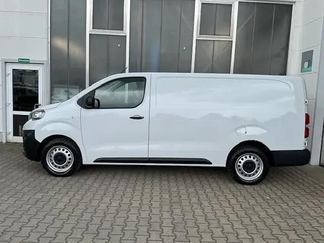 Gebraucht Peugeot Expert 144 PS (105 kW) 2024 Kaolin weiß Van