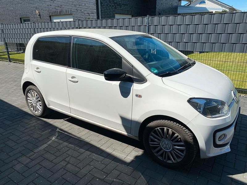 Weiß Gebraucht 2014 VW up! Kleinwagen | 4.800 € (Fairer Preis) - Bild 1/4