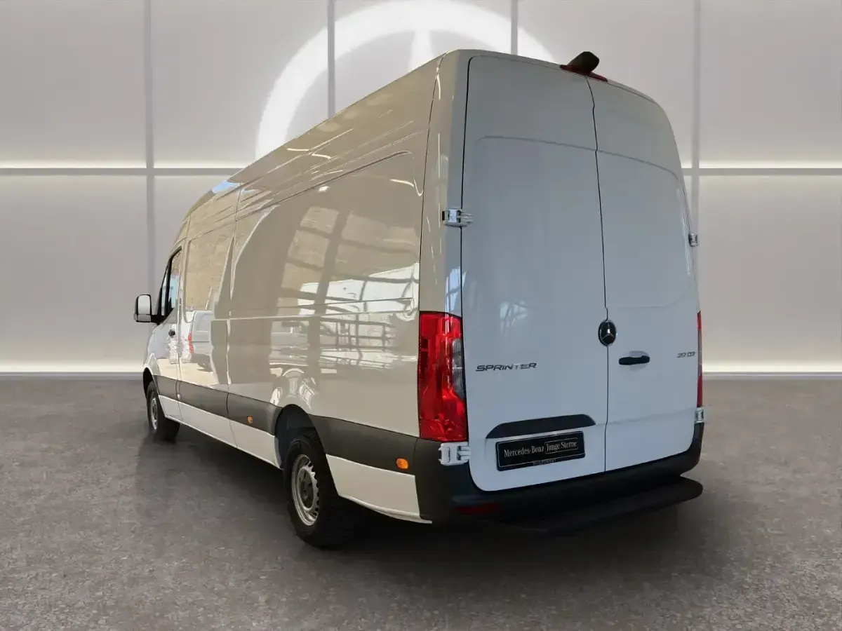 Neu Mercedes Sprinter 170 PS (125 kW) 2026 Weiß Van