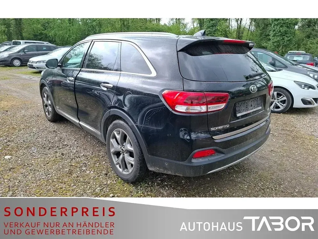 Używany Kia Sorento Platinum 200 KM (147 kW) 2015 Czarny SUV
