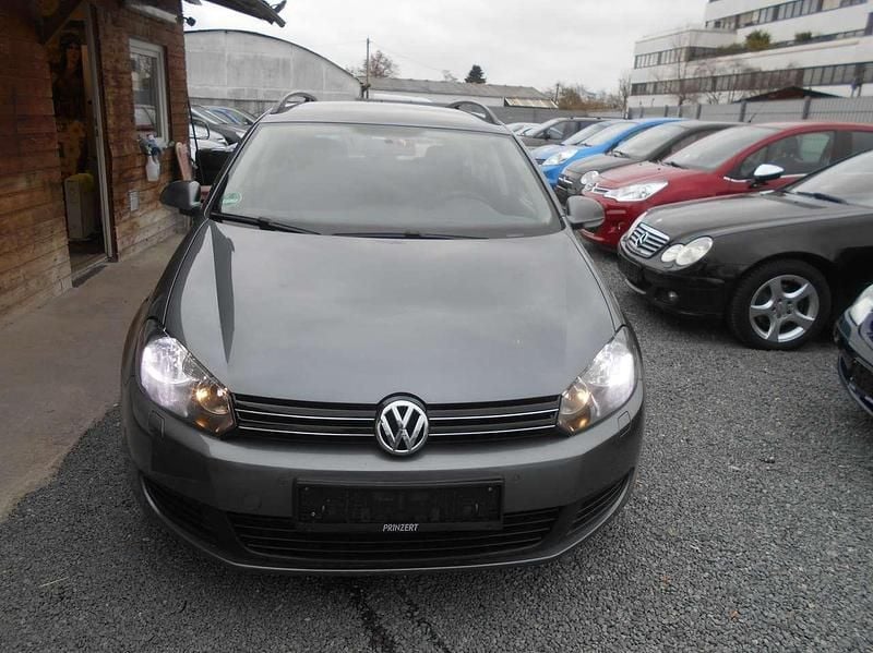 Gebraucht VW Golf VI Trendline 105 PS (77 kW) 2011 Grau Kleinwagen