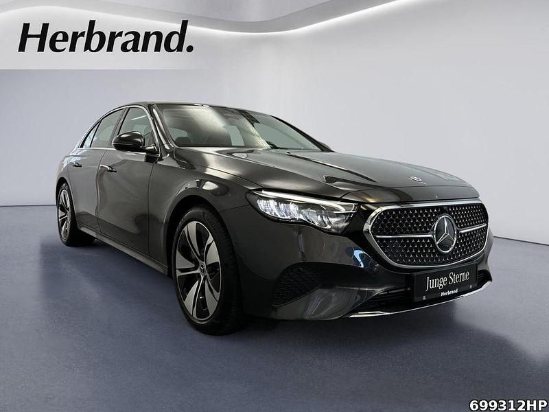 Gebraucht Mercedes E300 Advanced 313 PS (230 kW) 2025 Metalliclack graphitgrau metal Limousine